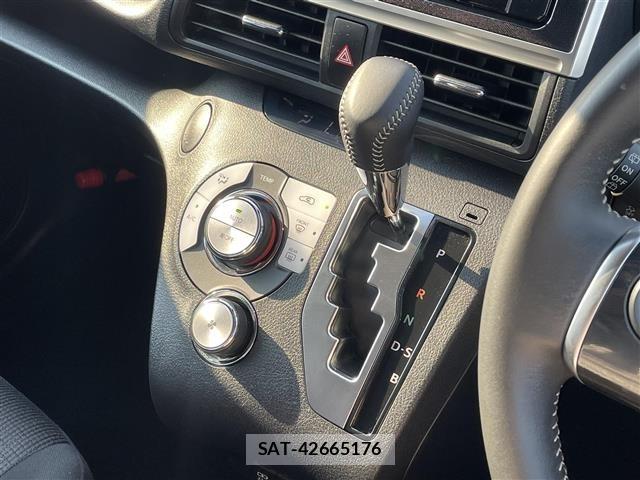 Toyota SIENTA 2021 8671604-4