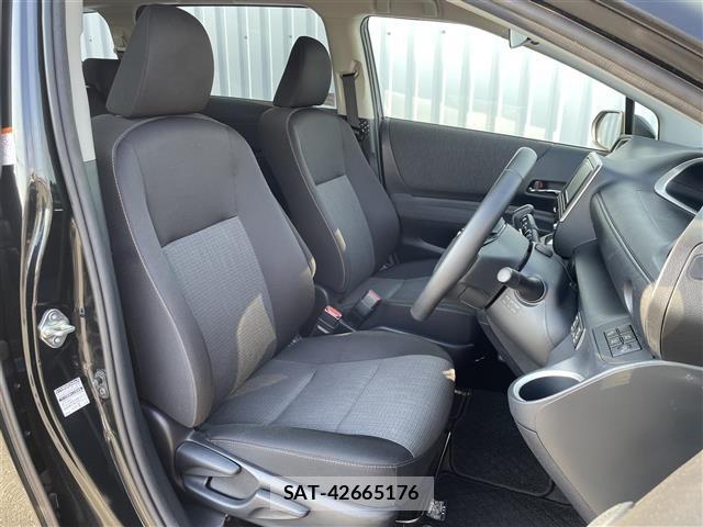 Toyota SIENTA 2021 8671604-8