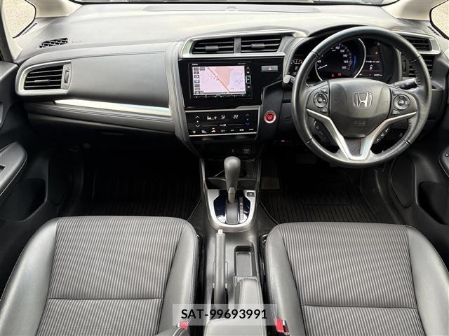 Honda FIT 2017 8921957-15