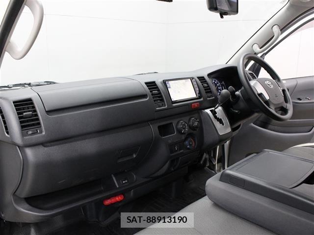Toyota HIACE VAN 2025 8759699-22