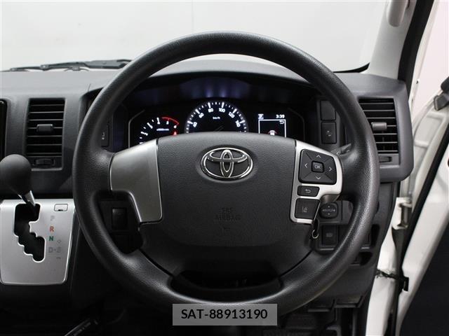 Toyota HIACE VAN 2025 8759699-5