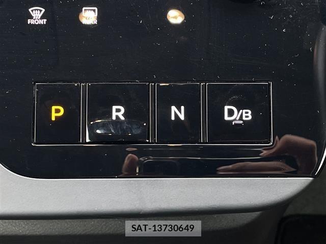 Nissan SERENA 2023 8926939-11