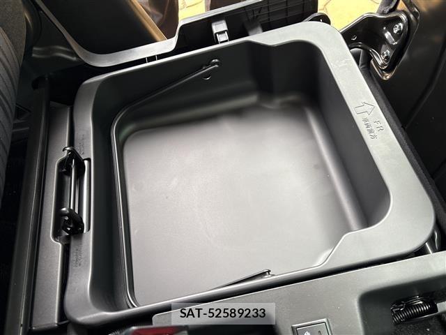 Suzuki SOLIO 2023 8934801-6