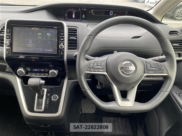 Nissan SERENA 2018 8926951-12