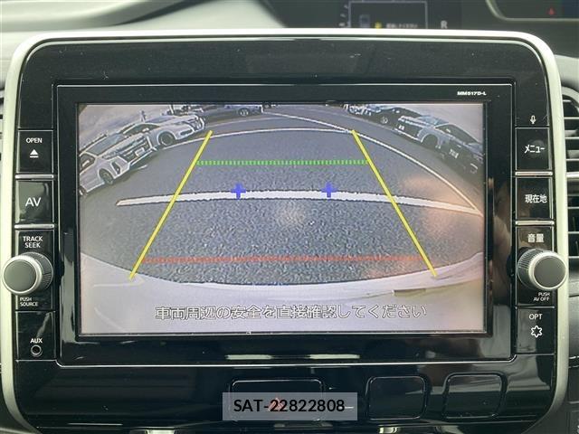 Nissan SERENA 2018 8926951-17
