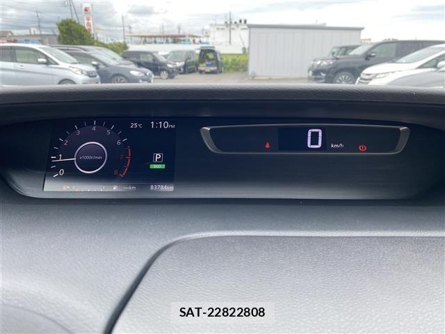 Nissan SERENA 2018 8926951-18