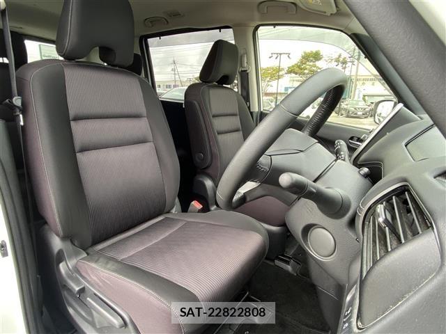 Nissan SERENA 2018 8926951-2