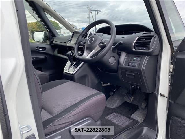 Nissan SERENA 2018 8926951-20