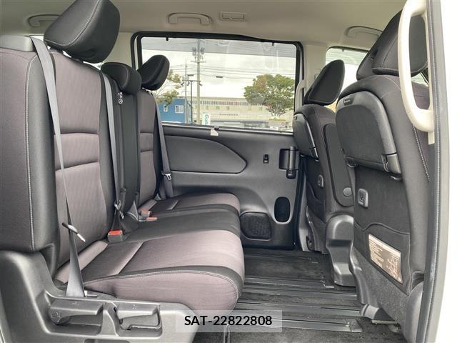 Nissan SERENA 2018 8926951-4