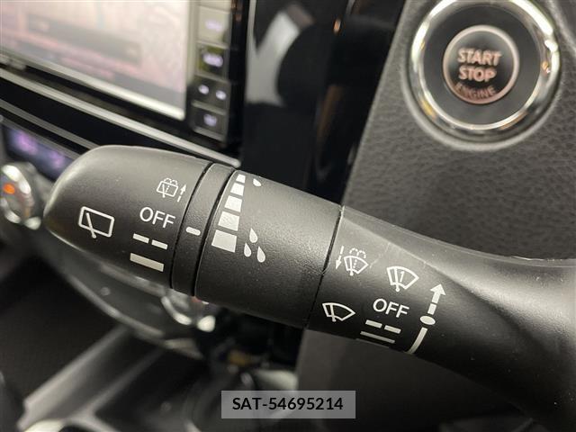 Nissan X-TRAIL 2018 8929475-7