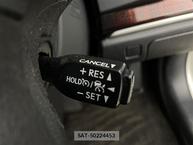 Toyota CROWN 2017 8937643-10