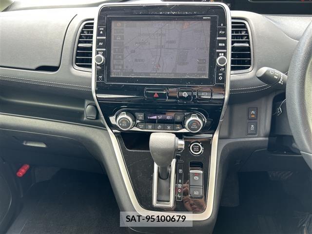 Nissan SERENA 2017 8926952-17
