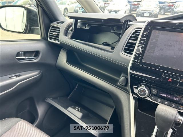 Nissan SERENA 2017 8926952-20