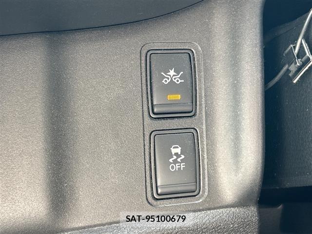 Nissan SERENA 2017 8926952-22