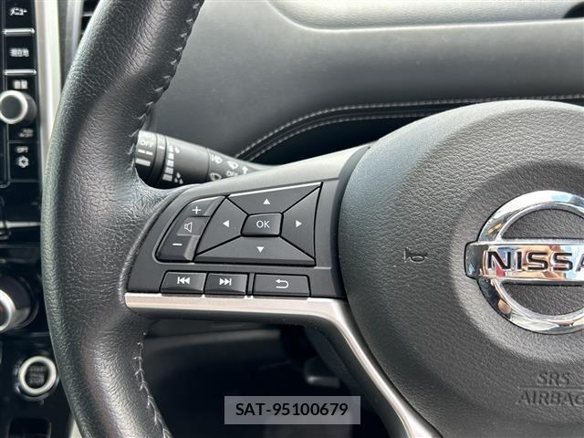 Nissan SERENA 2017 8926952-8