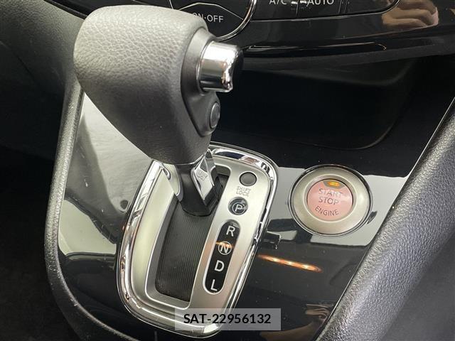 Nissan SERENA 2012 8926966-3