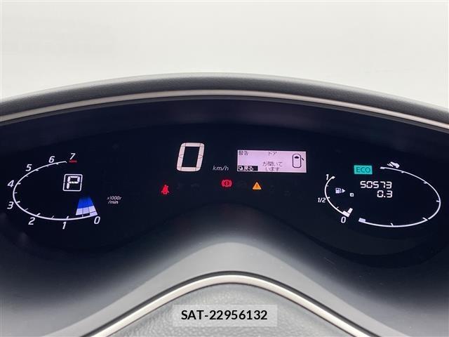 Nissan SERENA 2012 8926966-5