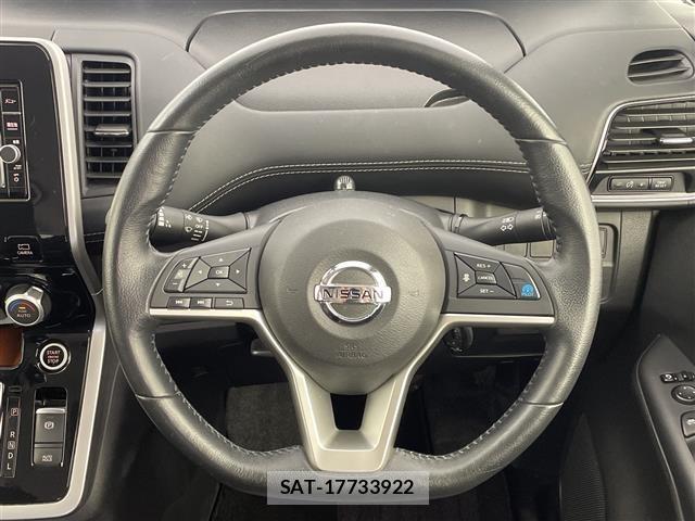 Nissan SERENA 2017 8926968-7