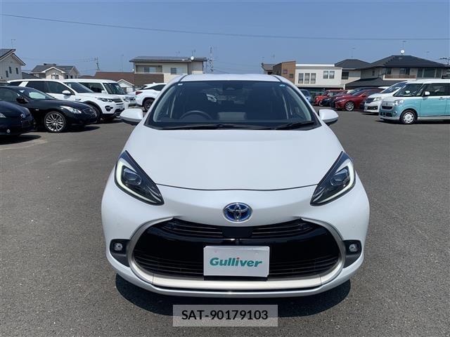 Toyota AQUA 2023 8948369-2