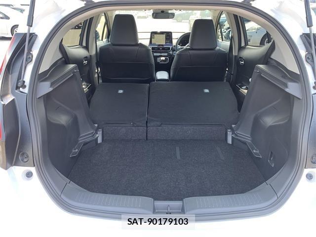 Toyota AQUA 2023 8948369-20