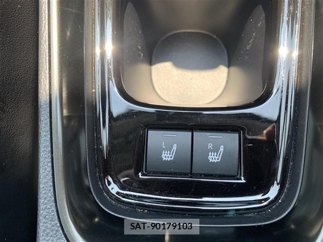 Toyota AQUA 2023 8948369-5