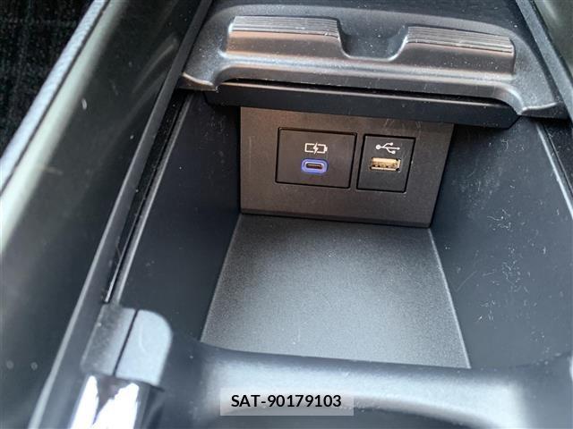 Toyota AQUA 2023 8948369-7
