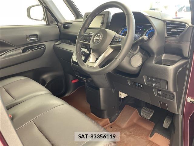 Nissan ROOX 2023 8687530-23
