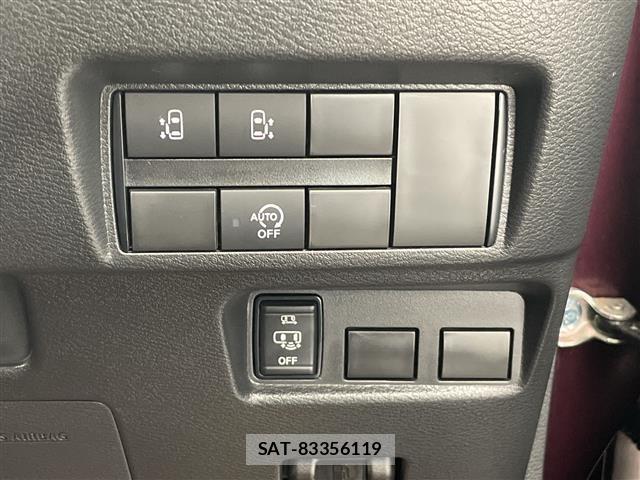 Nissan ROOX 2023 8687530-5