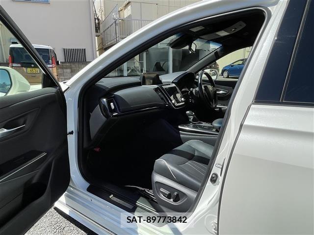 Toyota CROWN 2018 8937644-2