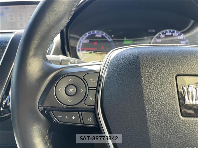 Toyota CROWN 2018 8937644-6