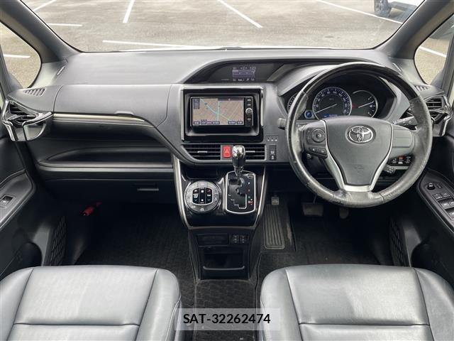 Toyota ESQUIRE 2016 8908816-15