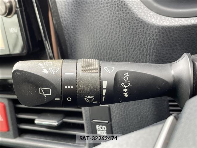 Toyota ESQUIRE 2016 8908816-3