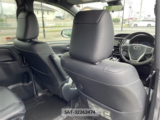 Toyota ESQUIRE 2016 8908816-6