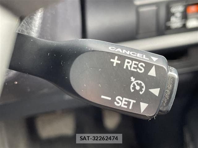 Toyota ESQUIRE 2016 8908816-9