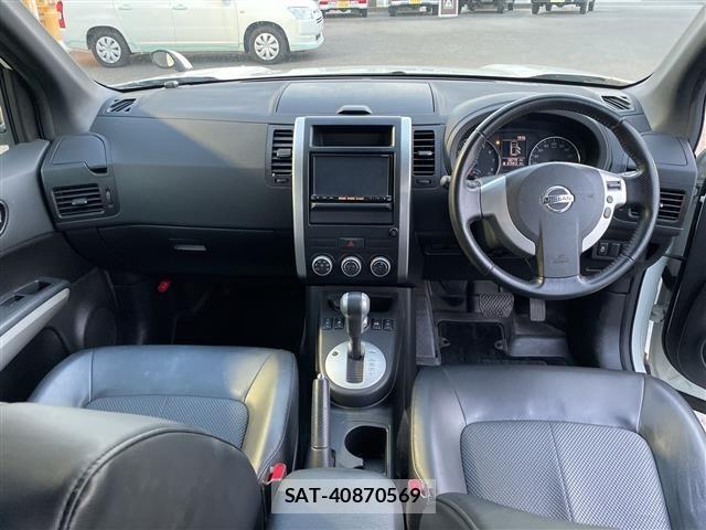 Nissan X-TRAIL 2013 8929490-15