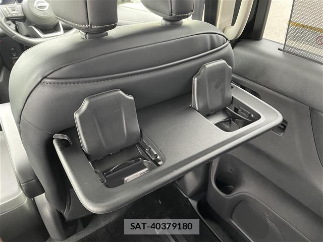 Nissan SERENA 2023 8927008-1