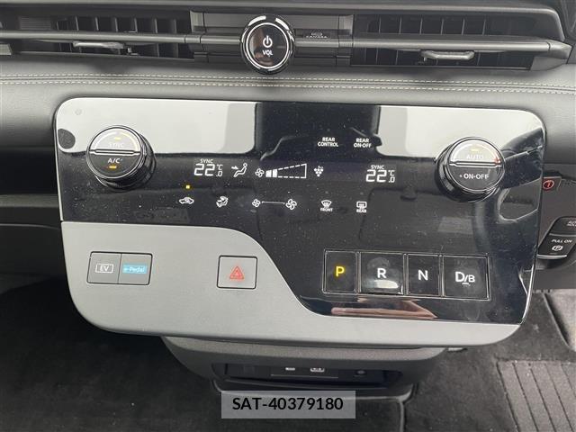 Nissan SERENA 2023 8927008-22