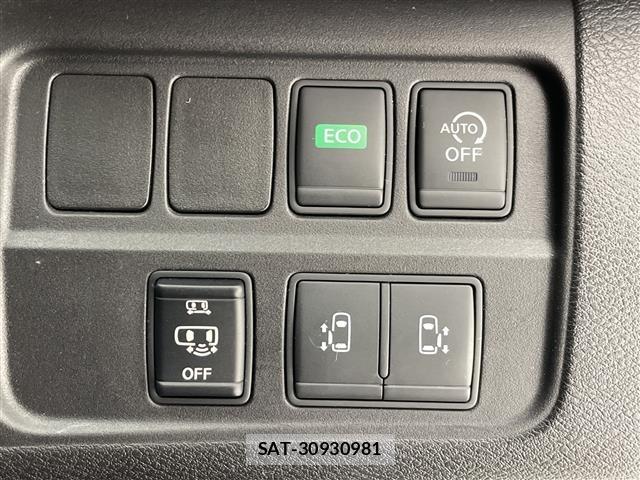 Nissan SERENA 2017 8927009-3