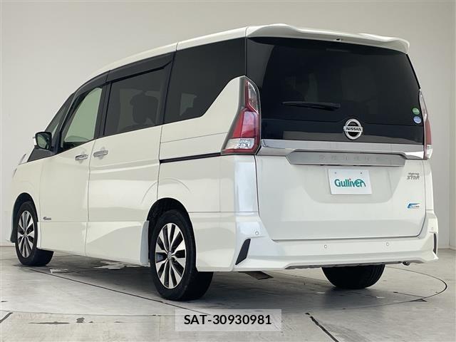 Nissan SERENA 2017 8927009-4
