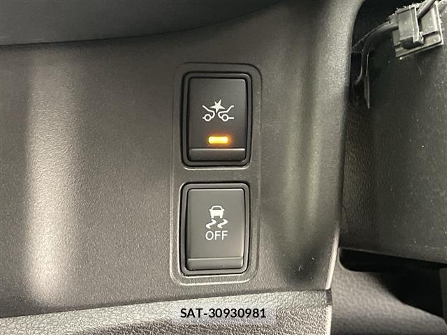Nissan SERENA 2017 8927009-5