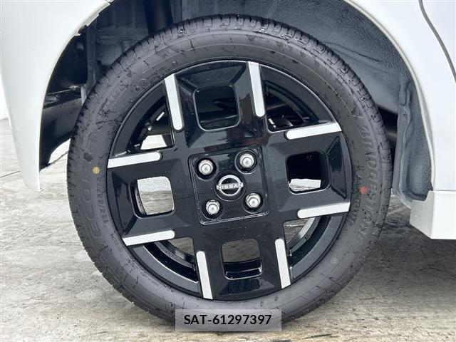 Nissan ROOX 2026 8903265-2