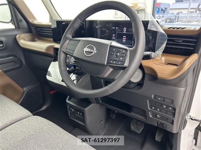 Nissan ROOX 2026 8903265-4