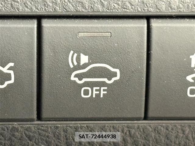 Toyota CAMRY 2017 8687630-19