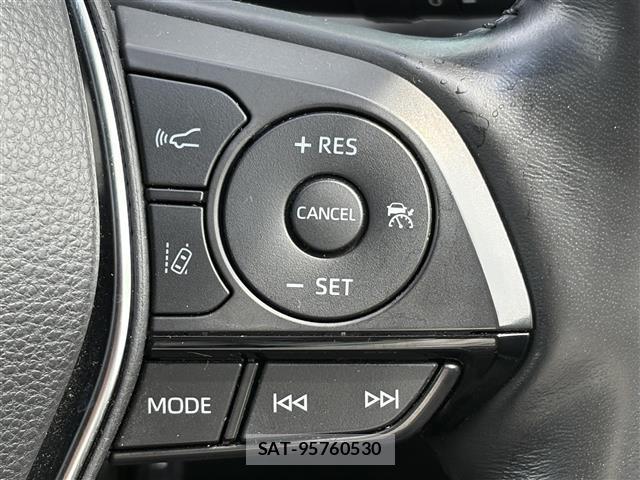 Toyota CROWN 2018 8680546-1