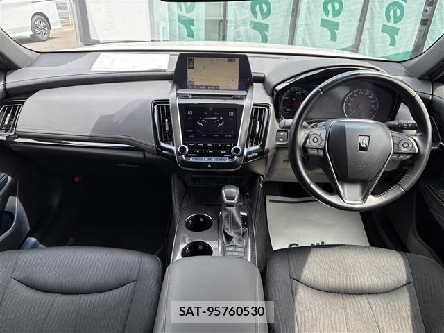 Toyota CROWN 2018 8680546-15