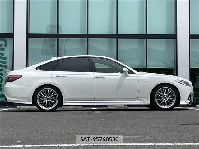 Toyota CROWN 2018 8680546-21