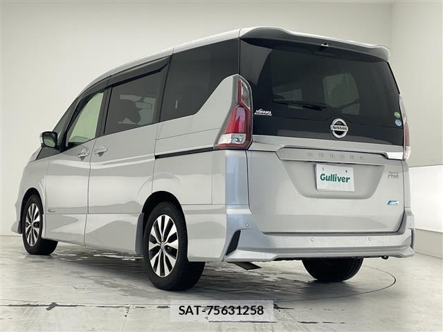 Nissan SERENA 2016 8927016-11