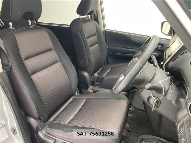 Nissan SERENA 2016 8927016-6