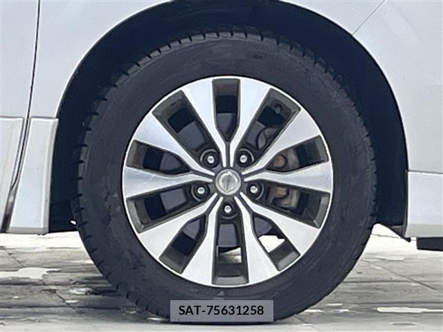 Nissan SERENA 2016 8927016-9