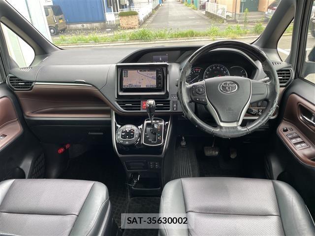 Toyota ESQUIRE 2015 8908817-15